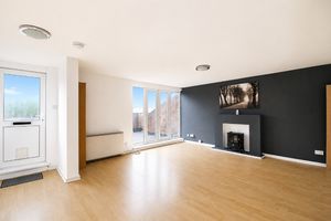 Lounge- click for photo gallery